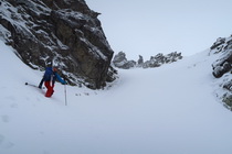 Tomáš asi meter pod miestom odtrhu, pár sekúnd pred odtrhnutím lavíny...