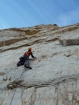 Prvý deň sa zoznamujeme so spodnými piatimi dĺžkami (na fotke leziem kľúčovú druhú dĺžku, skala má prekvapivo dobré trenie) - fotil Stoupa