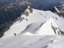 Zjazd sme začali na hrebeni pod vrcholom Mont Blanc du Taculu