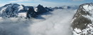 Dolina Isterdalen je stále zahalená nízkou oblačnosťou, ktorá svojimi mrakmi akoby vytvárala fjord oblakov, akýsi hmlový Isterdalsfjorden...