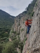 Krásne platňové lezenie v sektore Arrampicantro